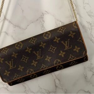 Louis Vuitton Monogram Twin Pochette